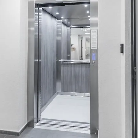 Runner Aparthotel